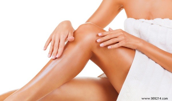 My beauty recipe of the day:draining massage oil for the legs 