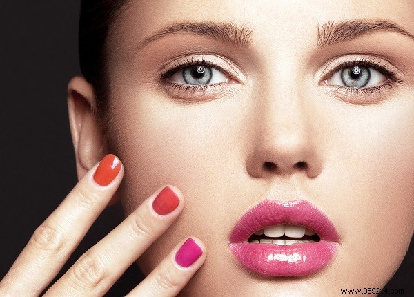 Beauty tip:how to keep nails in good shape? 