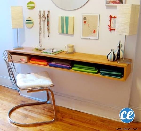 How To Make A Stunning Minimalist Wooden Desk (Quick And Easy). 