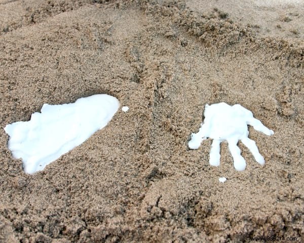 How to Make a Plaster Handprint at the Beach (And Have a Great Memory!). 