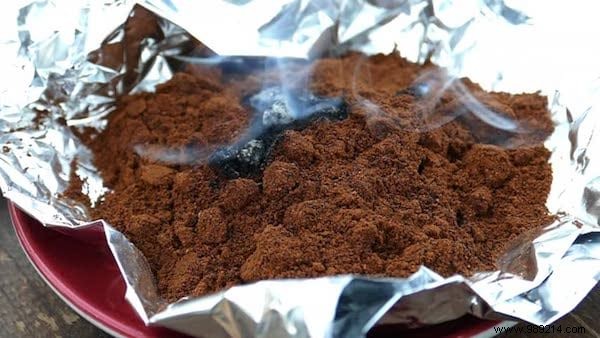 Get Rid of Mosquitoes By Burning Coffee Grounds. Here s how ! 
