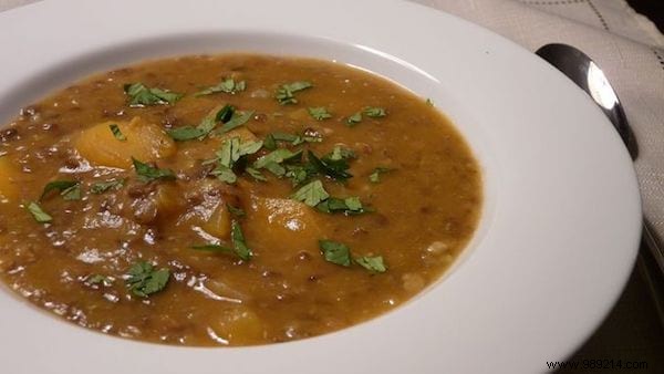 Lentil Soup, a Really Inexpensive Gourmet Recipe. 