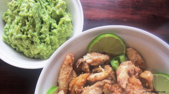Fried Chicken with Avocado Cream:The Super Simple Recipe in 4 Steps. 