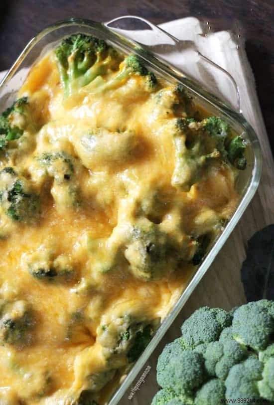 Easy and Quick Recipe:Chicken and Broccoli Cheese Gratin. 