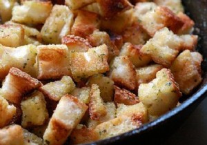 The ULTRA Simple Recipe for Homemade Garlic Croutons. 