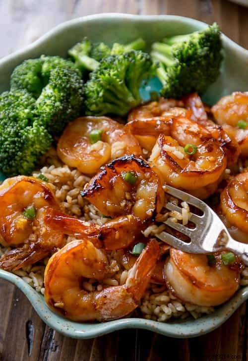 Easy and Ready in 20 min:The Delicious Recipe for Shrimps with Garlic and Honey. 
