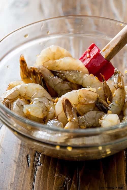 Easy and Ready in 20 min:The Delicious Recipe for Shrimps with Garlic and Honey. 