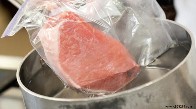 The Tip To Defrost Meat Quickly. 