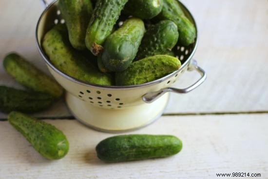 The Super Easy Pickles with WHITE VINEGAR Recipe. 