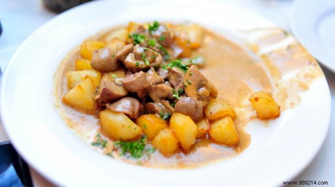 Veal Kidneys in Porto, a Traditional Recipe Easy to Cook. 