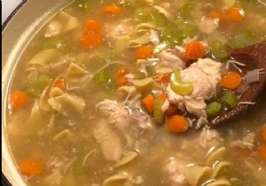 Grandma s Chicken Soup:A POWERFUL Cold Remedy. 