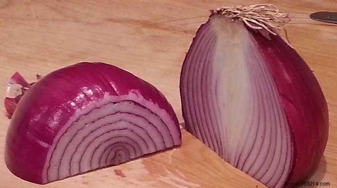 Here s How To Easily Store Half An Onion For Several Days. 