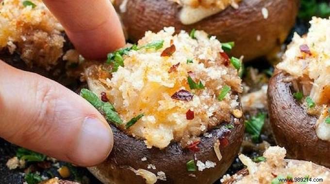 Super Easy and Economical:the Garlic Stuffed Mushrooms Recipe. 
