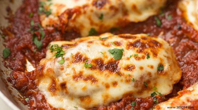 Quick, Easy and Too Good:The Recipe for Chicken Mozzarella in Tomato Sauce. 