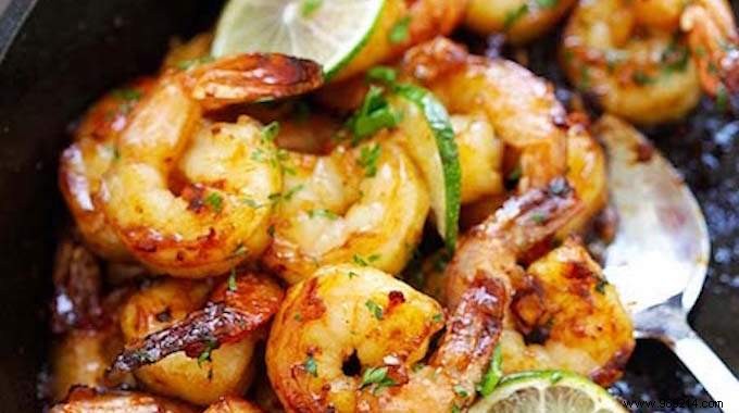 The Delicious Recipe for Prawns with Garlic, Honey and Lemon (Ready in 10 Min). 