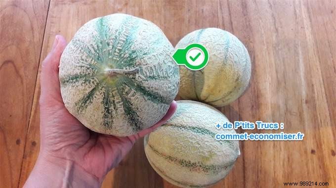 4 Tips For Choosing A Delicious Melon Every Time! 