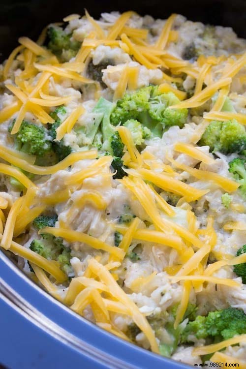 Delicious And Easy To Make:Slow Cooker Chicken And Broccoli Recipe. 