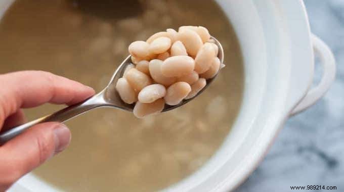 How To Cook Delicious Dried Beans In The Slow Cooker. 
