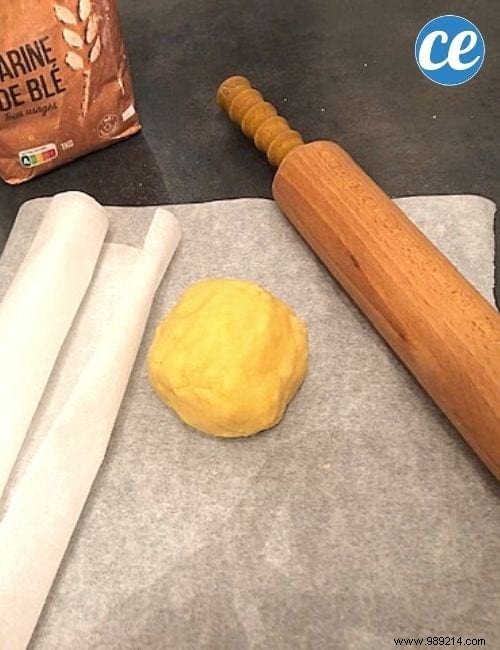Dough That Sticks to the Roller? The trick to spread it easily WITHOUT flour. 