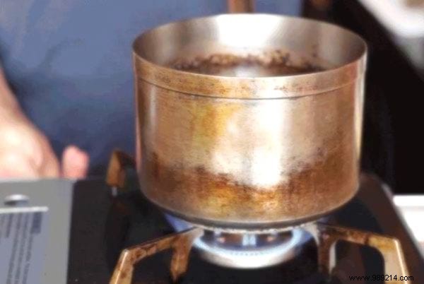 How to Make Old Fashioned Coffee WITHOUT a Coffeemaker. 