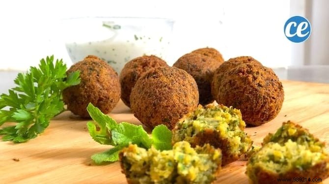 Make Your Own Falafels! The Delicious Easy &Cheap Recipe. 