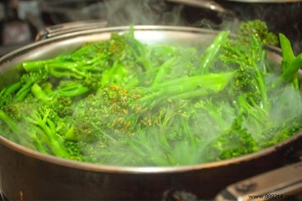How to Cook Broccoli Successfully? 5 Easy Methods. 