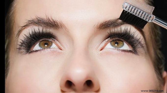 Your New Clever and Free Eyebrow Brush. 