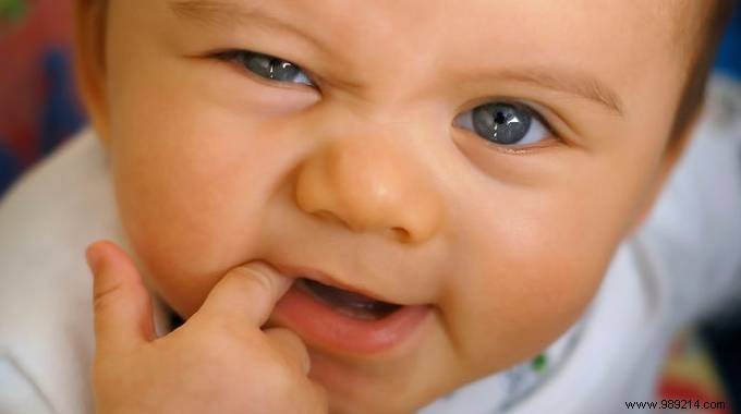 Baby has a toothache? 3 Effective Grandma s Remedies For Immediate Relief. 