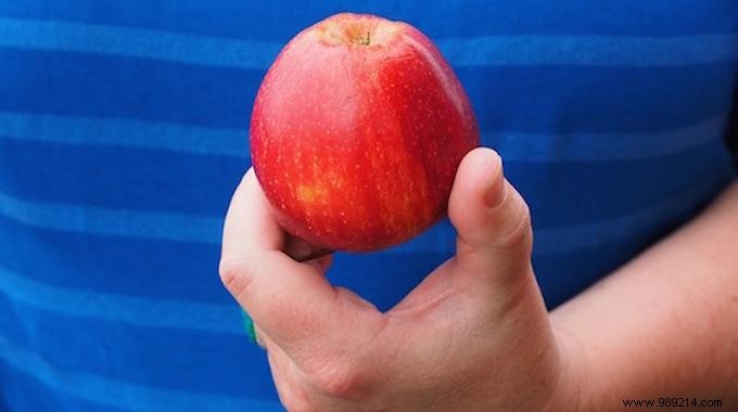 Eat 1 Apple After Meal:Why You Need to Stop. 