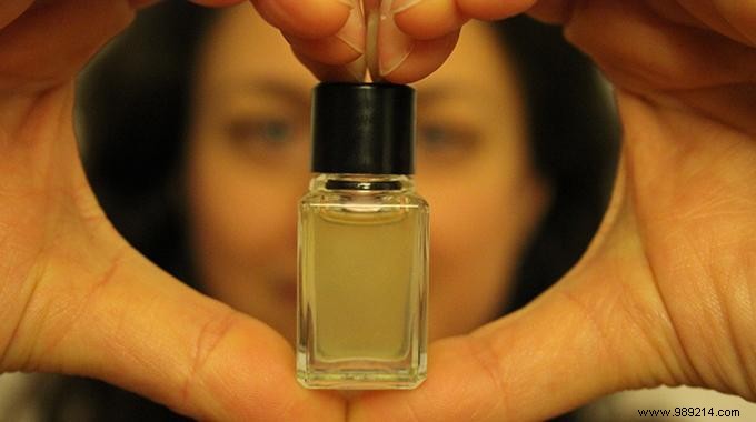 How to Make Your Own Custom Perfume? 