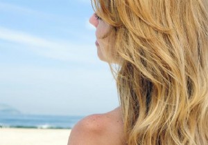 The Trick To Quickly Blonden Your Hair WITHOUT Coloring. 