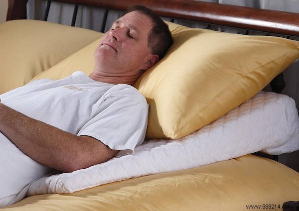 10 Effective Remedies To STOP Snoring Tonight. 