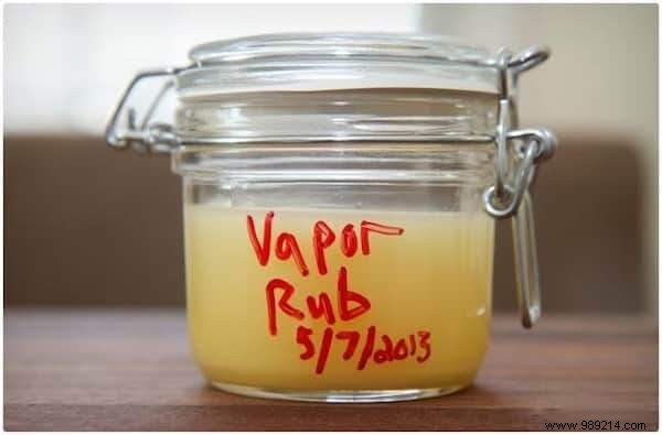 The Super Easy Homemade Vicks VapoRub Recipe. 