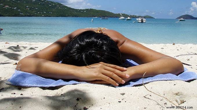 Sunstroke:What to do to relieve it and avoid it? 