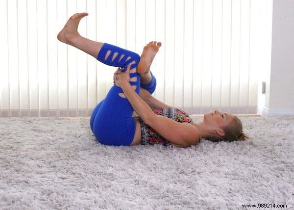 9 EASY Stretches To Relieve Back And Hip Pain. 