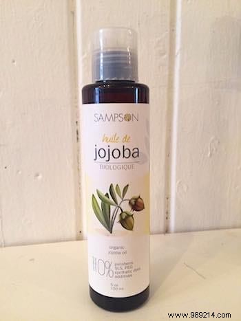 11 uses of jojoba oil that everyone should know. 