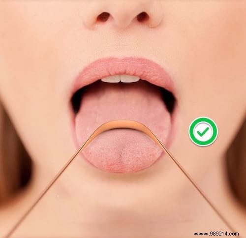 6 Easy Tips To Say Goodbye To Bad Breath. 