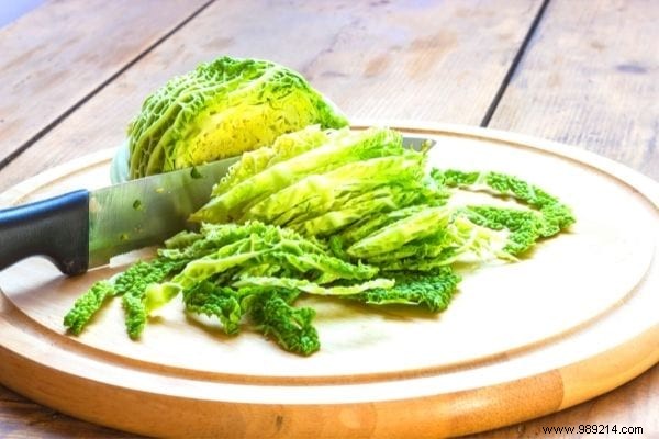11 Amazing Uses of Cabbage Leaves (That Nobody Knows). 