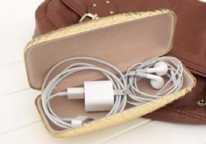 THE Trick To Avoid Tangling Your Cables In Your Bag. 