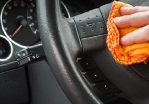 Expert Tips for Cleaning Your Car Interior Naturally and Effectively