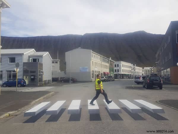 This Town in Iceland Paints 3D Crosswalks to Make Cars SLOW DOWN. 