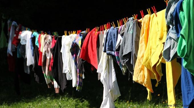 The Tip To Dry Laundry Quickly. 