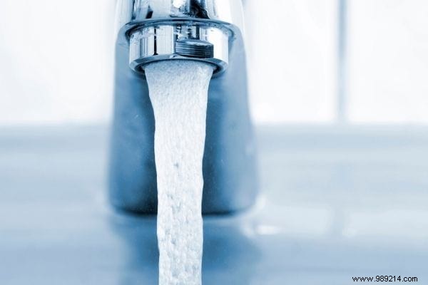6 Tips To Save Hot Water (and Lower Your Electricity Bills). 