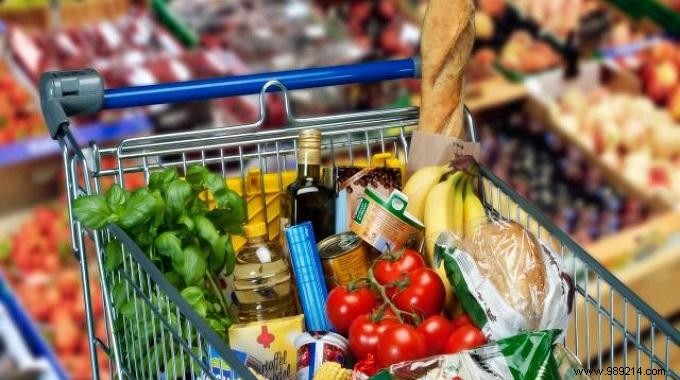 How to Save on Groceries with a Weekly Budget. 