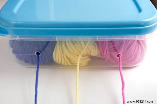 For Easy Knitting, Use This Homemade Yarn Organizer. 