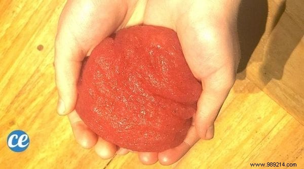 How to Make Slime? The Super Easy Homemade Recipe (Ready in 2 Min). 