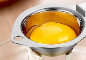 The Magic Trick To Separate Egg Yolk From White In 5 Seconds. 