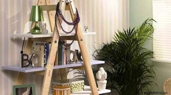 How to Transform an Old Ladder into an Original Shelf in 15 min? 
