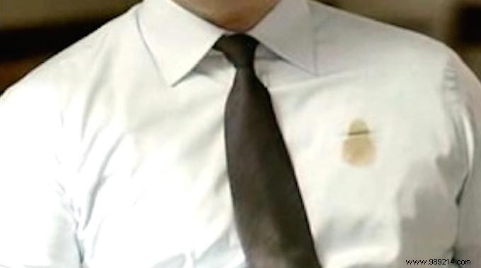 The Effective Tip for Removing a Coffee Stain from Clothing. 