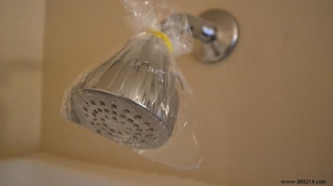 Finally A Tip To Descale A Shower Head WITHOUT Effort. 